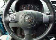 Suzuki SX4 32