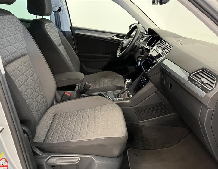 Volkswagen Tiguan SUV 1,5 l 110 kw