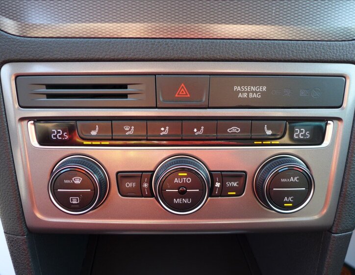 Volkswagen Golf Sportsvan Kombi 1,2 l 81 kw