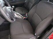 Toyota Auris 9