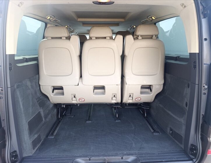 Mercedes-Benz Viano MPV 3,0 l 165 kw
