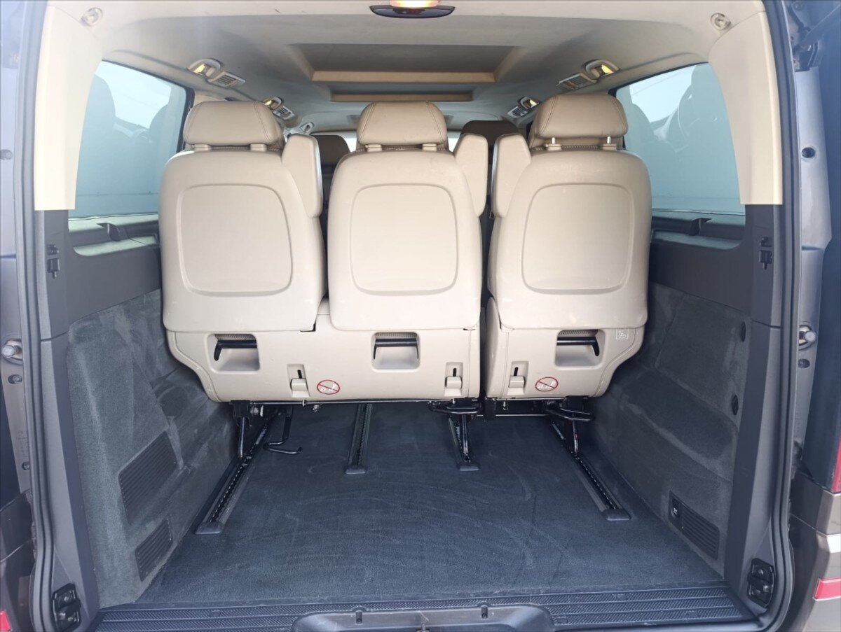 Mercedes-Benz Viano MPV 3,0 l 165 kw