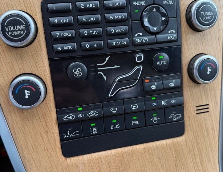 Volvo XC60 SUV / Terénní 0,0 120 kw