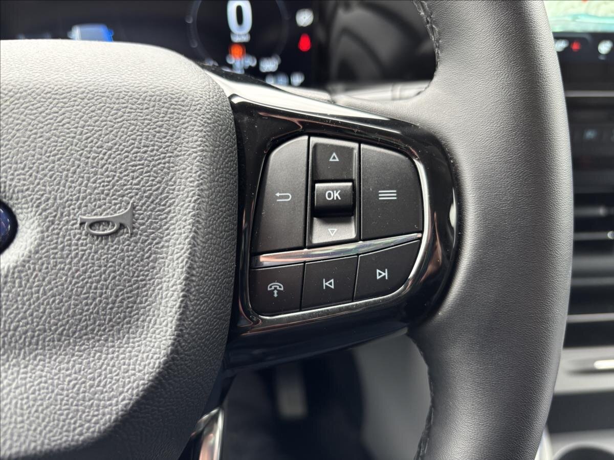 Ford Tourneo Custom Kombi 2,0 l 125 kw