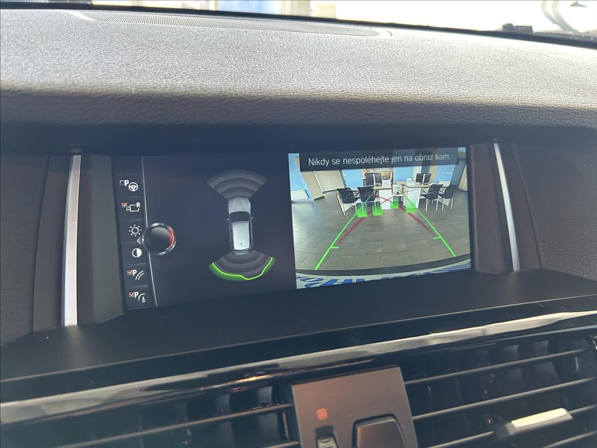 BMW X3 SUV / Terénní 2,0 l 140 kw