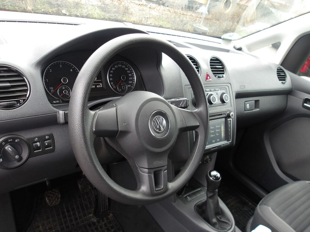 Volkswagen Caddy Kombi 1,6 l 75 kw