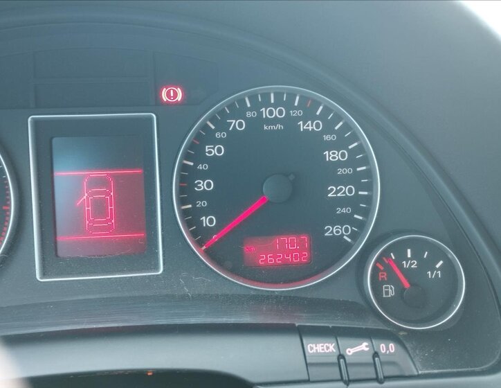 Audi A4 Sedan / Limuzína 1,8 l 120 kw