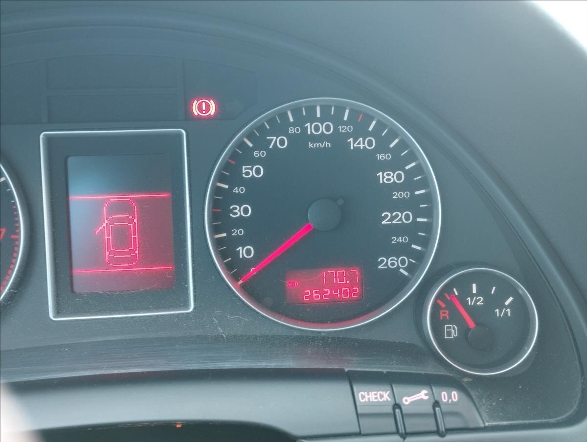 Audi A4 Sedan / Limuzína 1,8 l 120 kw