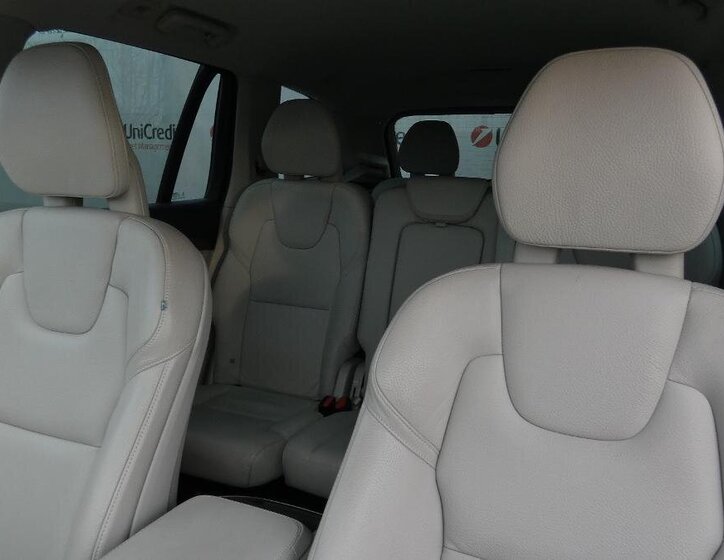 Volvo XC90 7