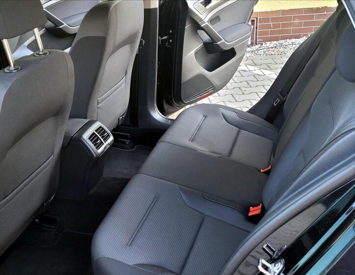 Volkswagen Golf Hatchback 1,4 l 90 kw