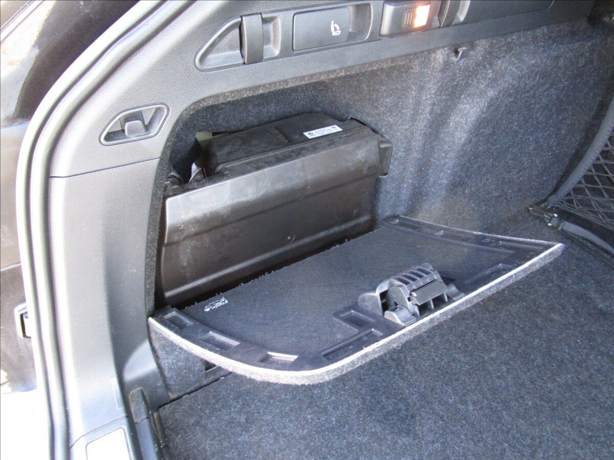 Škoda Superb Kombi 2,0 l 110 kw