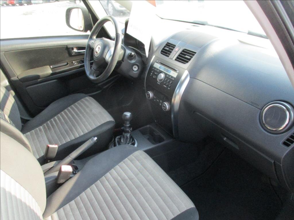 Fiat Sedici Hatchback 2,0 l 99 kw