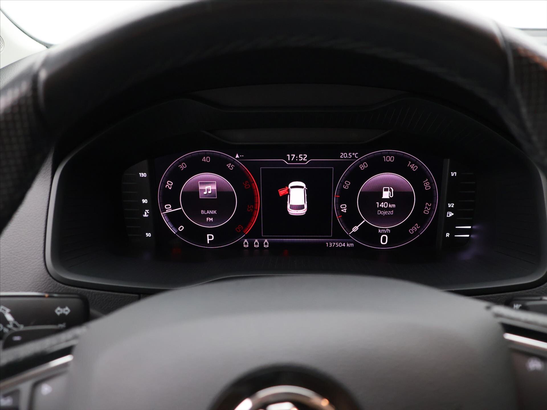 Škoda Karoq SUV / Terénní 1,6 l 85 kw