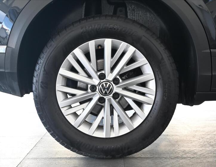 Volkswagen T-Roc 30