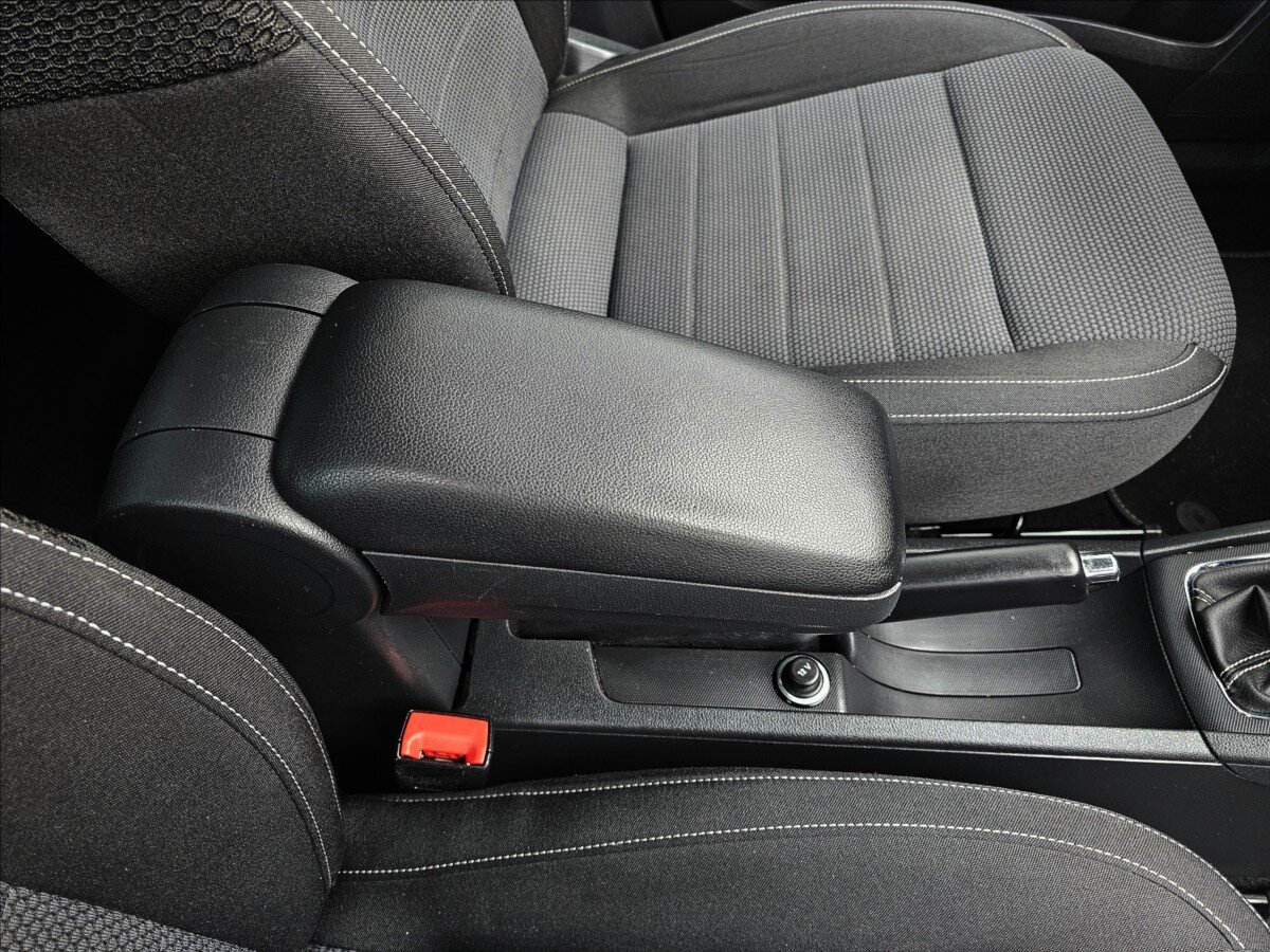 Škoda Rapid Hatchback 1,2 l 77 kw