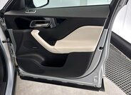 Jaguar F-Pace SUV / Terénní 2,0 l 132 kw