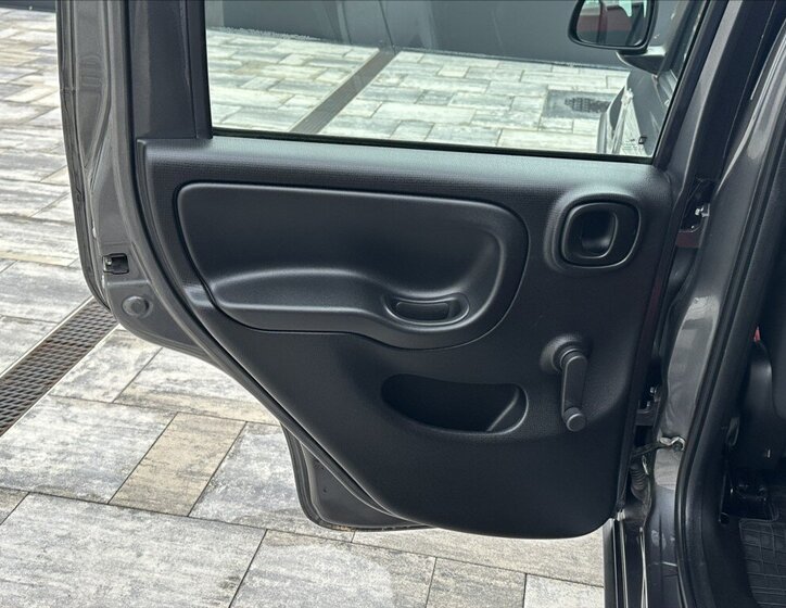 Fiat Panda Hatchback 875,0 63 kw