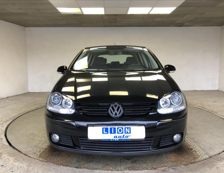 Volkswagen Golf 2