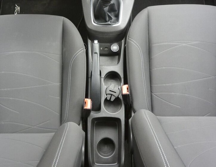 Ford Fiesta Hatchback 998,0 74 kw