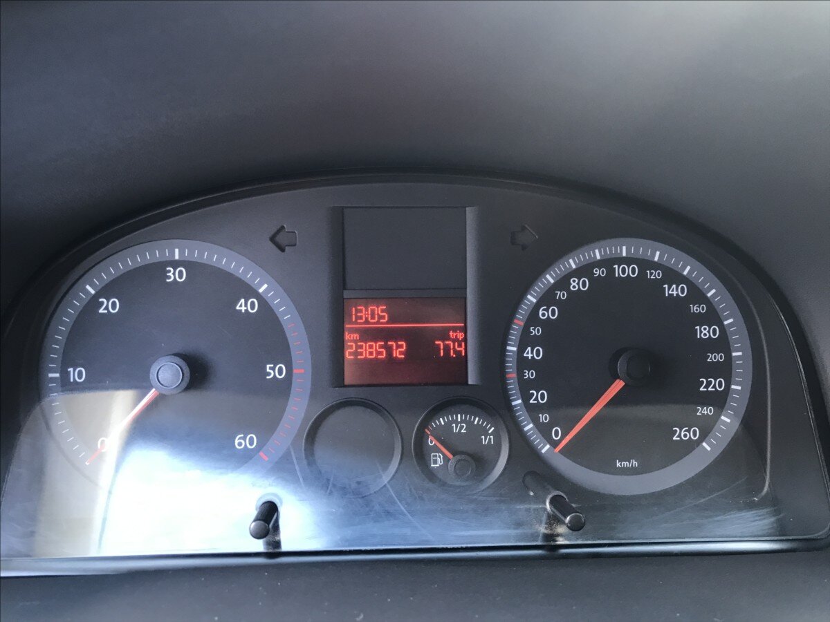 Volkswagen Caddy Skříň 2,0 l 51 kw