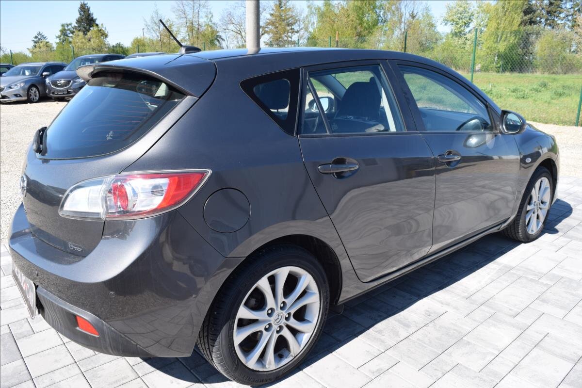 Mazda 3 Hatchback 1,6 l 77 kw