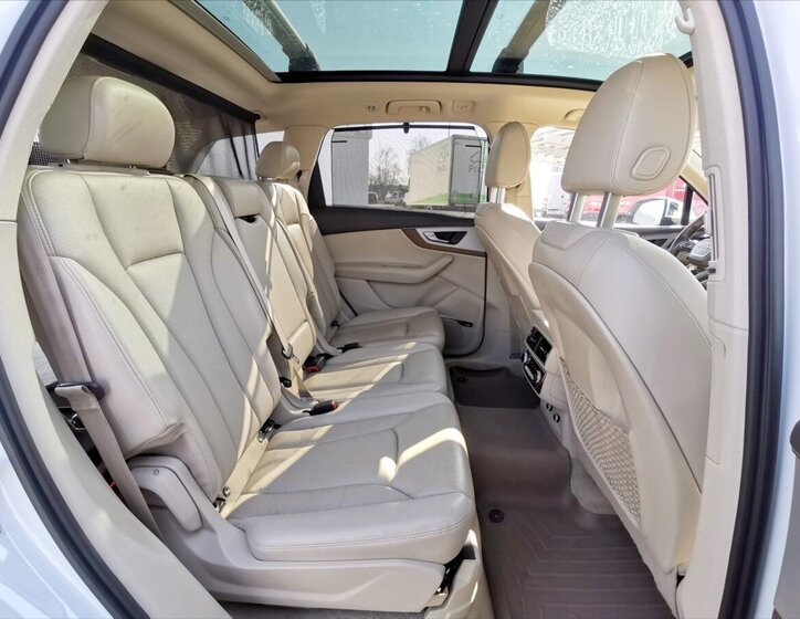 Audi Q7 SUV / Terénní 3,0 l 200 kw