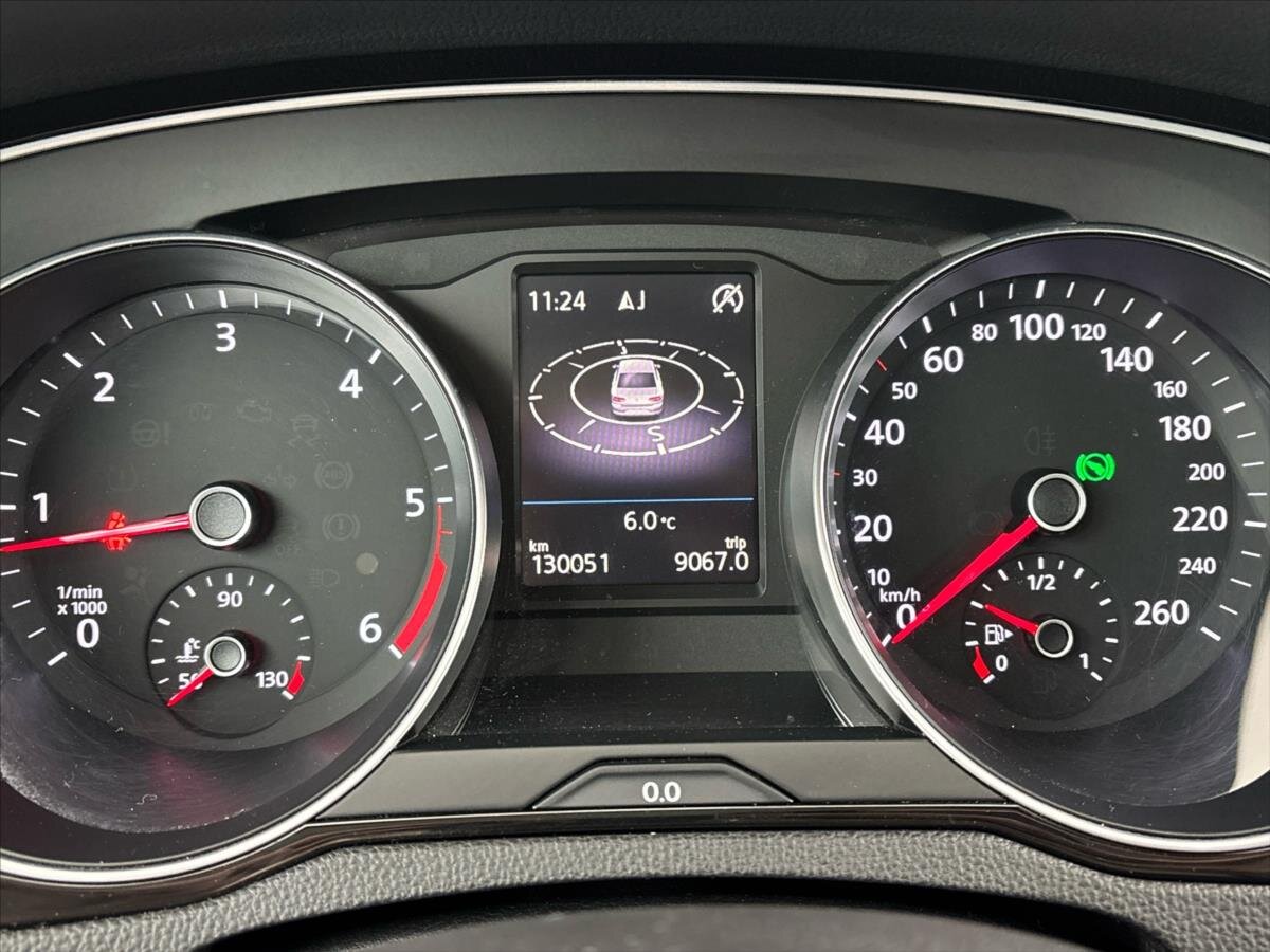 Volkswagen Passat Sedan / Limuzína 2,0 l 140 kw