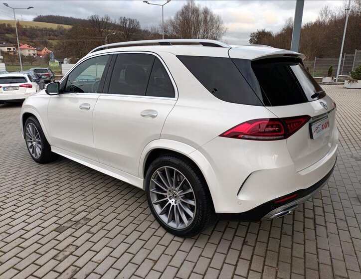 Mercedes-Benz GLE SUV 3,0 l 270 kw