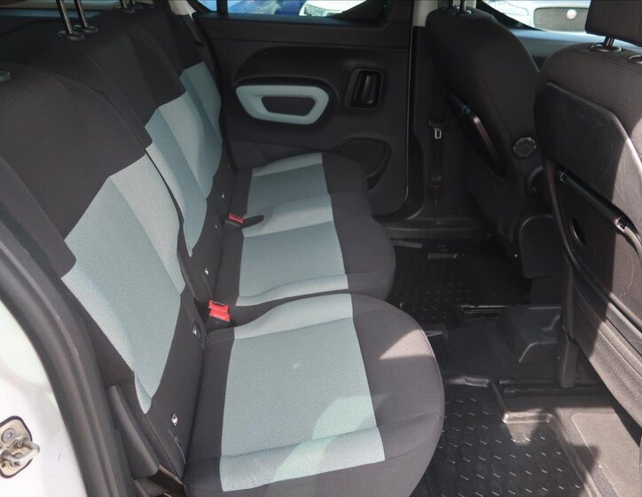 Citroën Berlingo MPV 1,5 l 75 kw