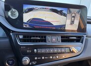 Lexus ES 300h Sedan / Limuzína 2,5 l 131 kw