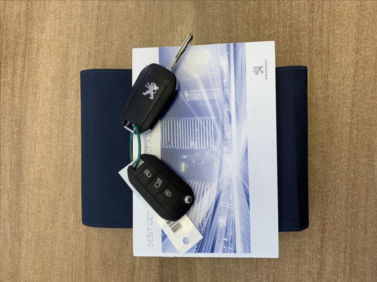 Peugeot 3008 SUV / Terénní 1,2 l 96 kw