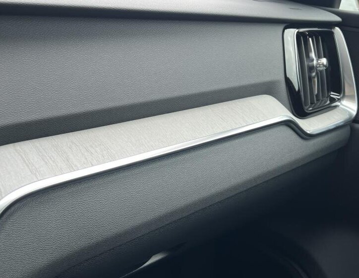 Volvo V60 Kombi 2,0 l 145 kw