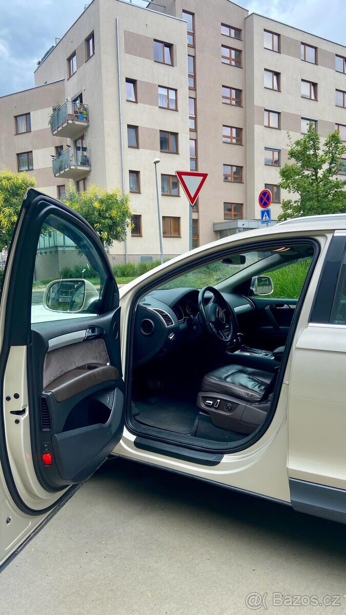 Audi Q7 SUV 0,0 0