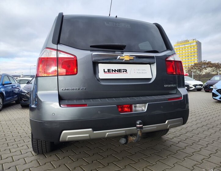 Chevrolet Orlando 11