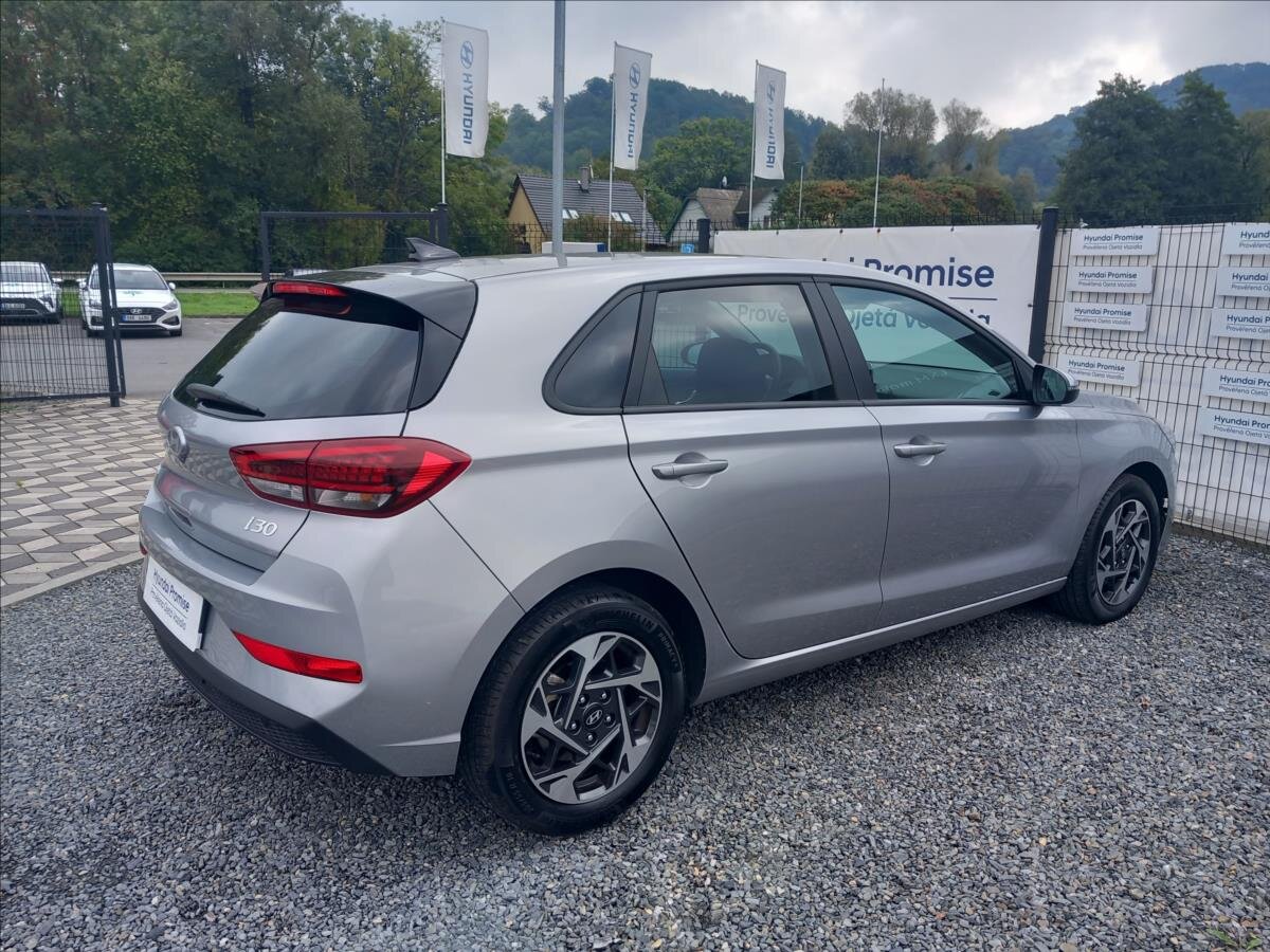Hyundai i30 Hatchback 1,5 l 70 kw