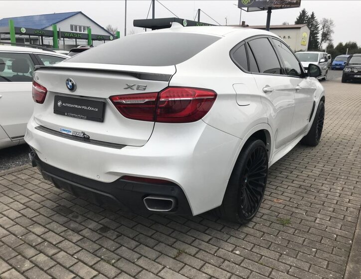 BMW X6 Sedan / Limuzína 3,0 l 190 kw