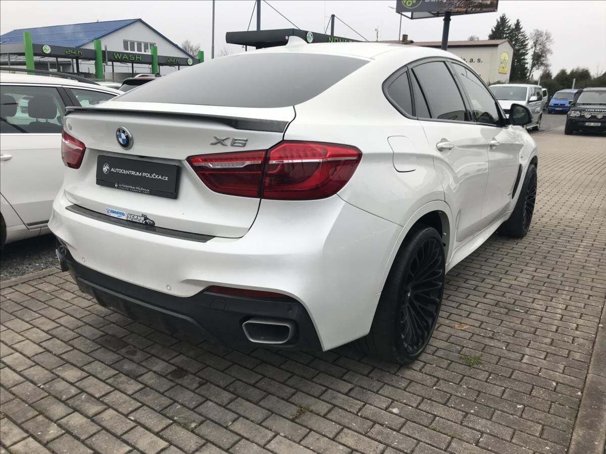 BMW X6 Sedan / Limuzína 3,0 l 190 kw
