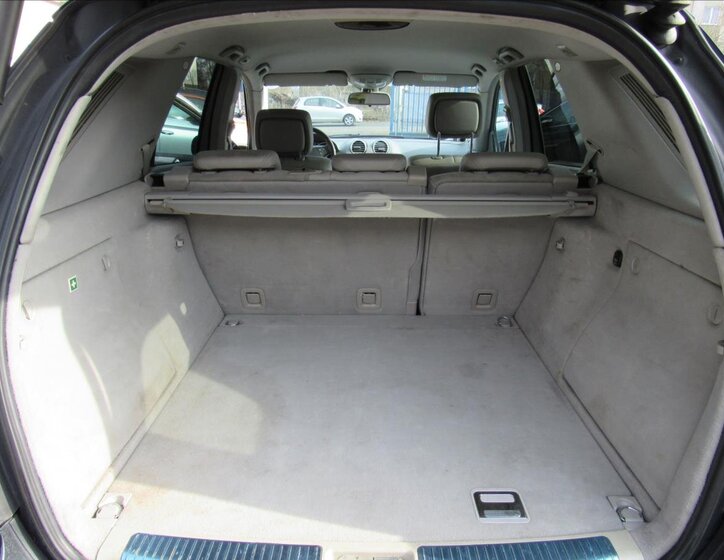 Mercedes-Benz Třídy M SUV / Terénní 3,0 l 165 kw