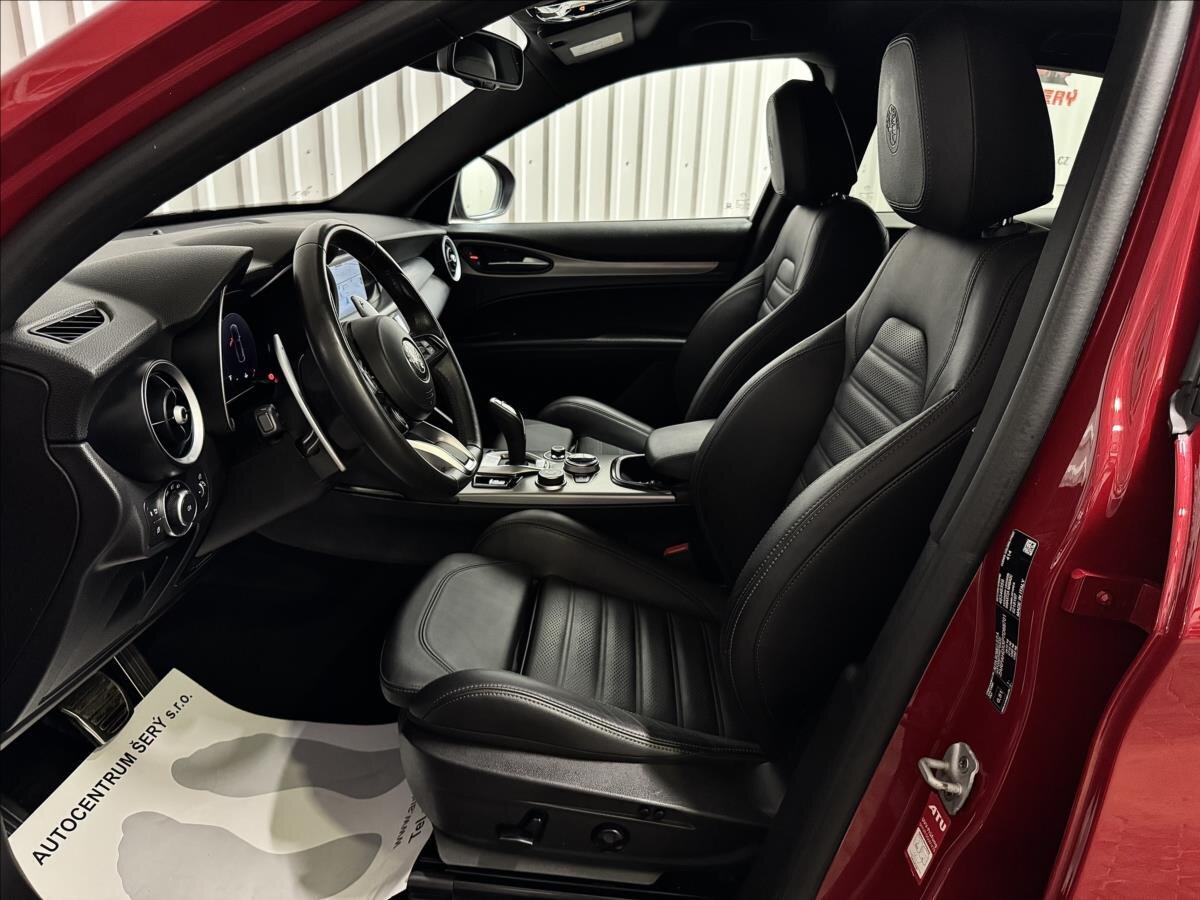 Alfa Romeo Stelvio SUV / Terénní 2,1 l 154 kw