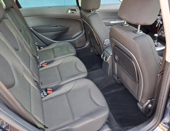 Peugeot 308 Kombi 1,6 l 88 kw