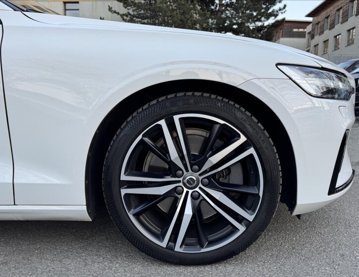 Volvo V60 Kombi 2,0 l 110 kw