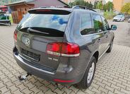 Volkswagen Touareg 4