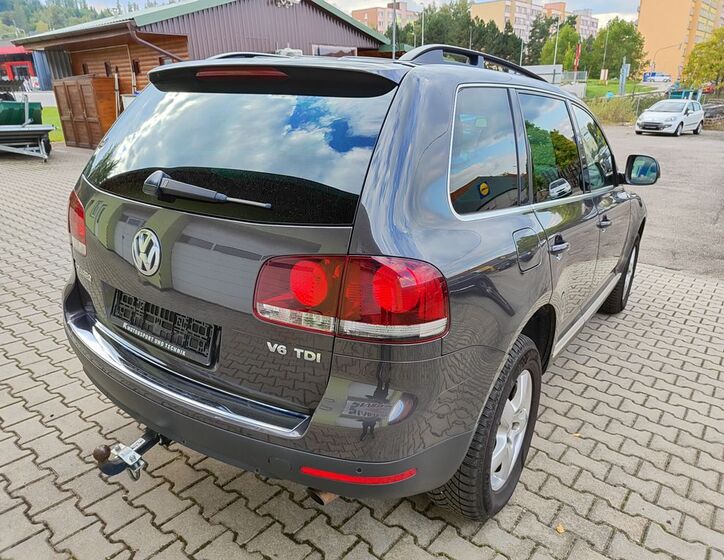 Volkswagen Touareg 4