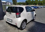 Toyota iQ 7