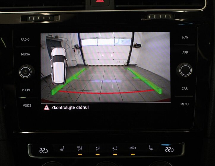 Volkswagen Golf Kombi 2,0 l 221 kw