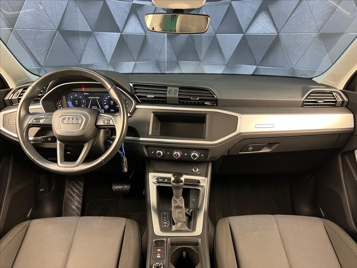 Audi Q3 SUV / Terénní 2,0 l 110 kw