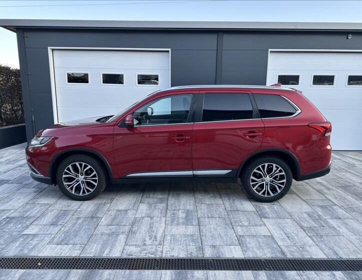 Mitsubishi Outlander 9