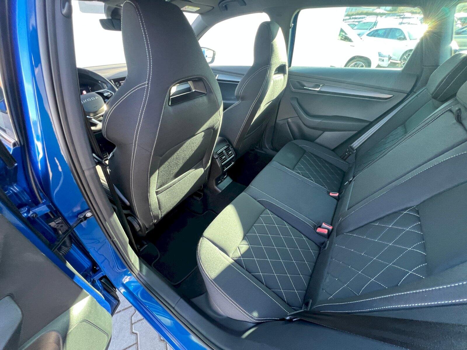 Škoda Karoq SUV / Terénní 1,5 l 110 kw