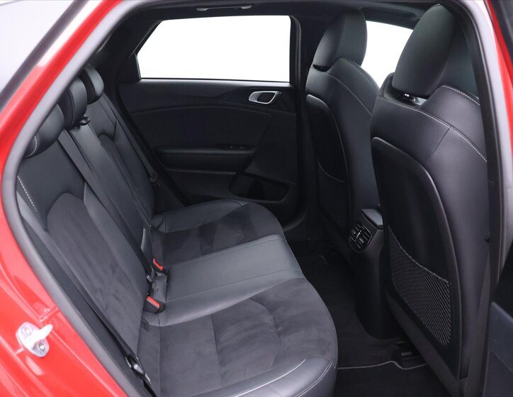 KIA ProCeed Kombi 1,6 l 100 kw