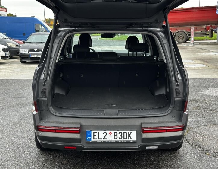 Hyundai Santa Fe SUV / Terénní 1,6 l 117 kw